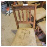 4 CHAIRS