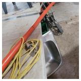 ADJUSTABLE BRANCH TRIMMER