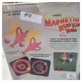 MAGNETIC ROCKET TOSS