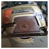 BLACK & DECKER SAW (RUNS)