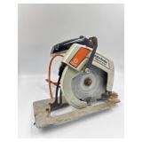 Black & Decker 7320* 7 1/4" Deluxe Circular Saw