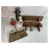 Vintage Home Decor: Display Shelves, Vtg D