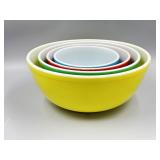 Set of 4 Vtg Pyrex Primary Colors Nesting Mixing
