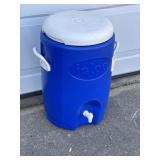 Igloo 5-Gallon Beverage Dispenser.
