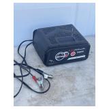 Schumacher Electric battery charger/engine starter