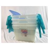 4 Plastic Storage Totes