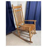 Oak Rocking Chair. Seat Hight 16Inches.