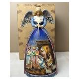 Jim Shore A Star Shall Guide Us Nativity Angel