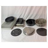 Cake Pans & Baking Pans.