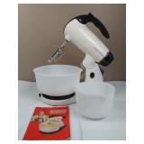 Sunbeam Mixmaster Model 2395