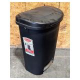 Rubbermaid Premium Step-On 13Gal Trash Can