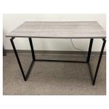 Collapsible Desk 3ft 7.5in x2ft x2ft 6in