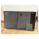 LG TV 38"