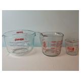 3 Glass Measuring Cups