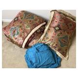 Queen Comforter and Pillow Shams & Queen Sheets