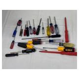 Assorted Hand Tool Screwdriver