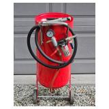 Central Pneumatic 90 lb. Blasting System
