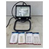 Portable Halogen Work Light & 6 Bulbs
