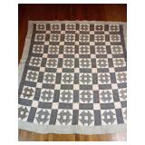 Vintage Floral Patchwork Quilt 79"x88"