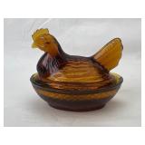Vintage 3.5in Amber Hen in Nest