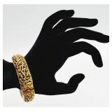 Vintage Gold Tone, Hinged Oval Bangle Bracelet