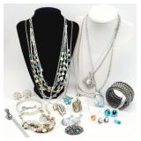 23pc Vtg. Costume Jewelry Lot