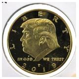 2019 45th President Donald TRUMP Gold Tone COIN