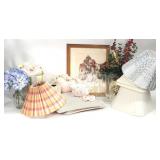 15+ pc Glass, Lamp Shades, Flowers, Vase +