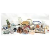 40+ pc Glass, Pottery S&P Shakers, Figurines +