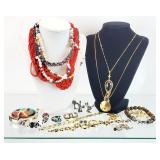 18+pc Costume Jewlery, Necklace, Watch, Bracelet +