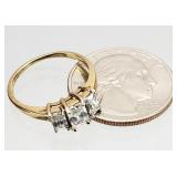 10K GOLD CZ Stone Woman's Ring Sz 7 - 2.20g