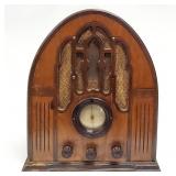 Vtg Silver Marshall Wood Cathedral Tube Radio