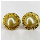 Vintage Chanel Clip On Earrings