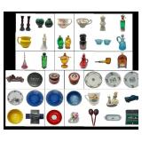 Extensive Vintage Art Glass and Decorative Collect
