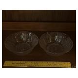 Set of 2 Glass Leaf Bowls