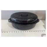 Vintage Black Enamel Granitware Roasting Pan