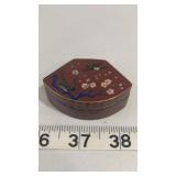 Vintage Chinese Cloisonne Pill Box