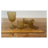 Vintage Daisy & Button Amber Glass Pieces