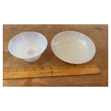 2 Pieces Petalware Monax Opalescent Dishes