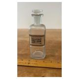 Vtg. Apothocary Jar- Fldext. Casc. Sagr. Arom.