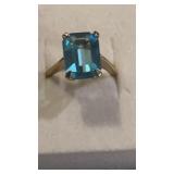 14K Gold and Aquamarine Ring, Size 9