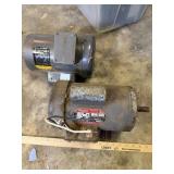 2 Motors