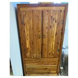 Cedar Wardrobe, 34' L, 22.5' D, 66' H