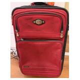 RIcardo Suitcase