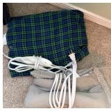 2 Heating Pads
