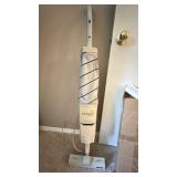 Hoover Quik Broom 2
