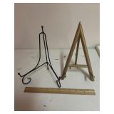 2 Easels