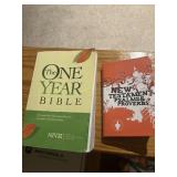 2 Bibles