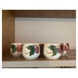 Vtg. Franciscan Apple 5 piece coffee cups