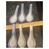 6 Chinese Spoons